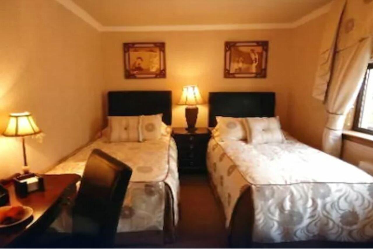 The Roods B&B อินเวอร์คีทิง ภายนอก รูปภาพ